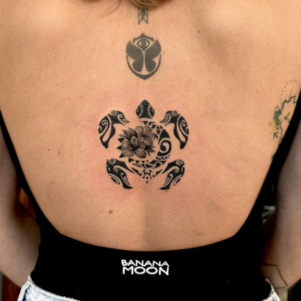 Guest - Moon turtle tattoo